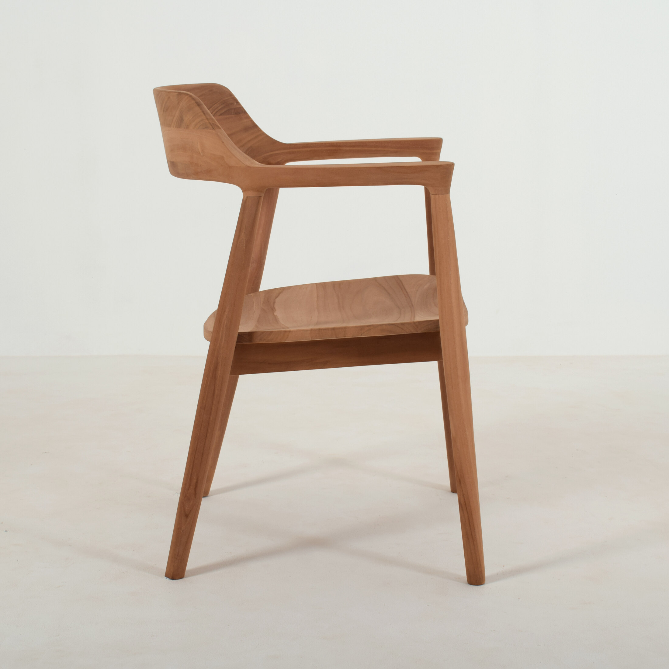 JEPA DINING ARM CHAIR JEPA DINING ARM CHAIR