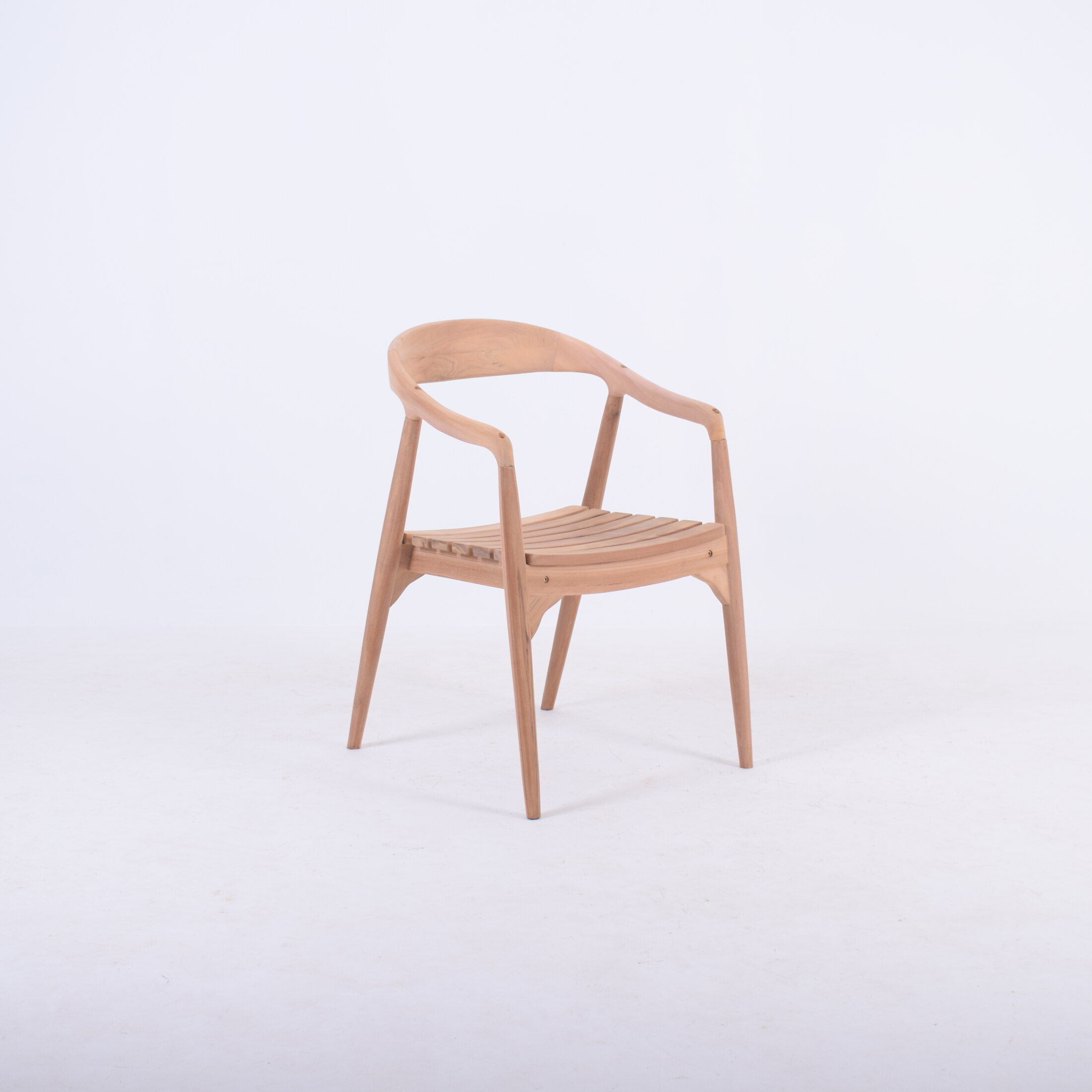 OZZIE DINING ARM CHAIR (SLAT) OZZIE DINING ARM CHAIR (SLAT)