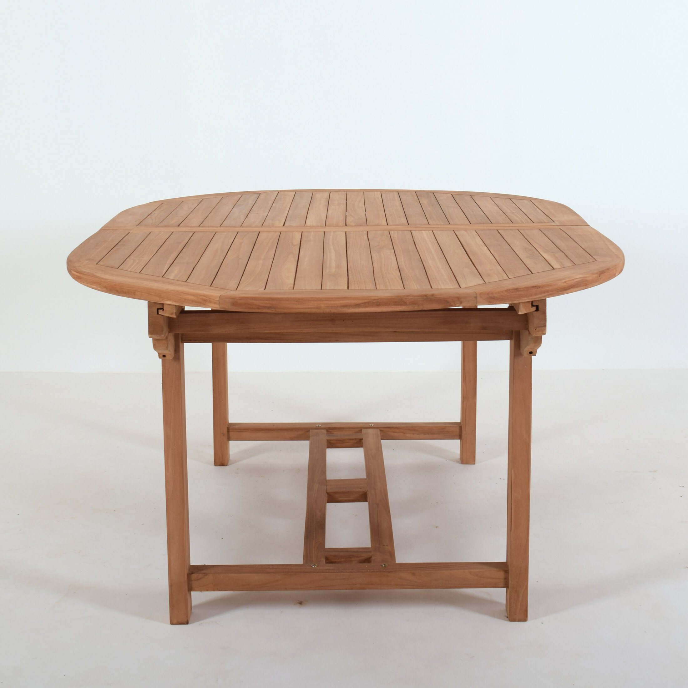 OVAL EXT TABLE W180-240 D120 OVAL EXT TABLE W180-240 D120