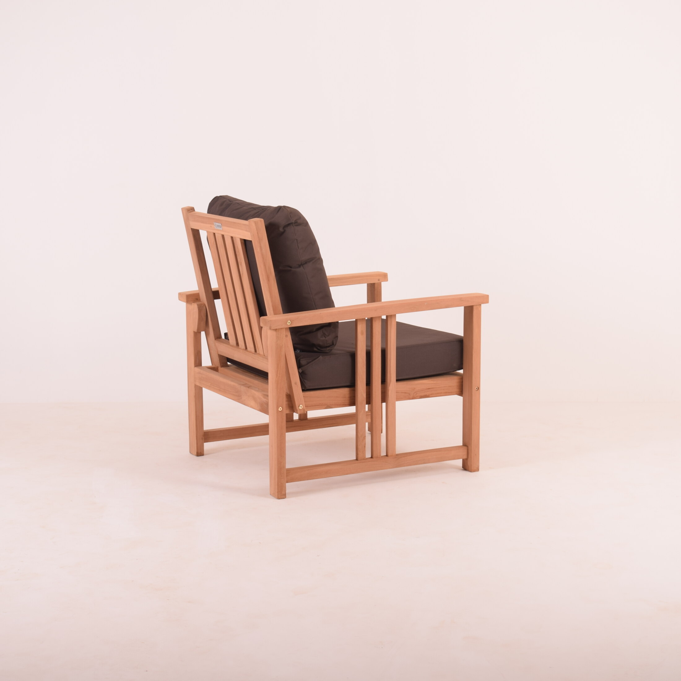 SWEDIA DEEP SEATING 1 SEATER W CUSHION SWEDIA DEEP SEATING 1 SEATER W CUSHION