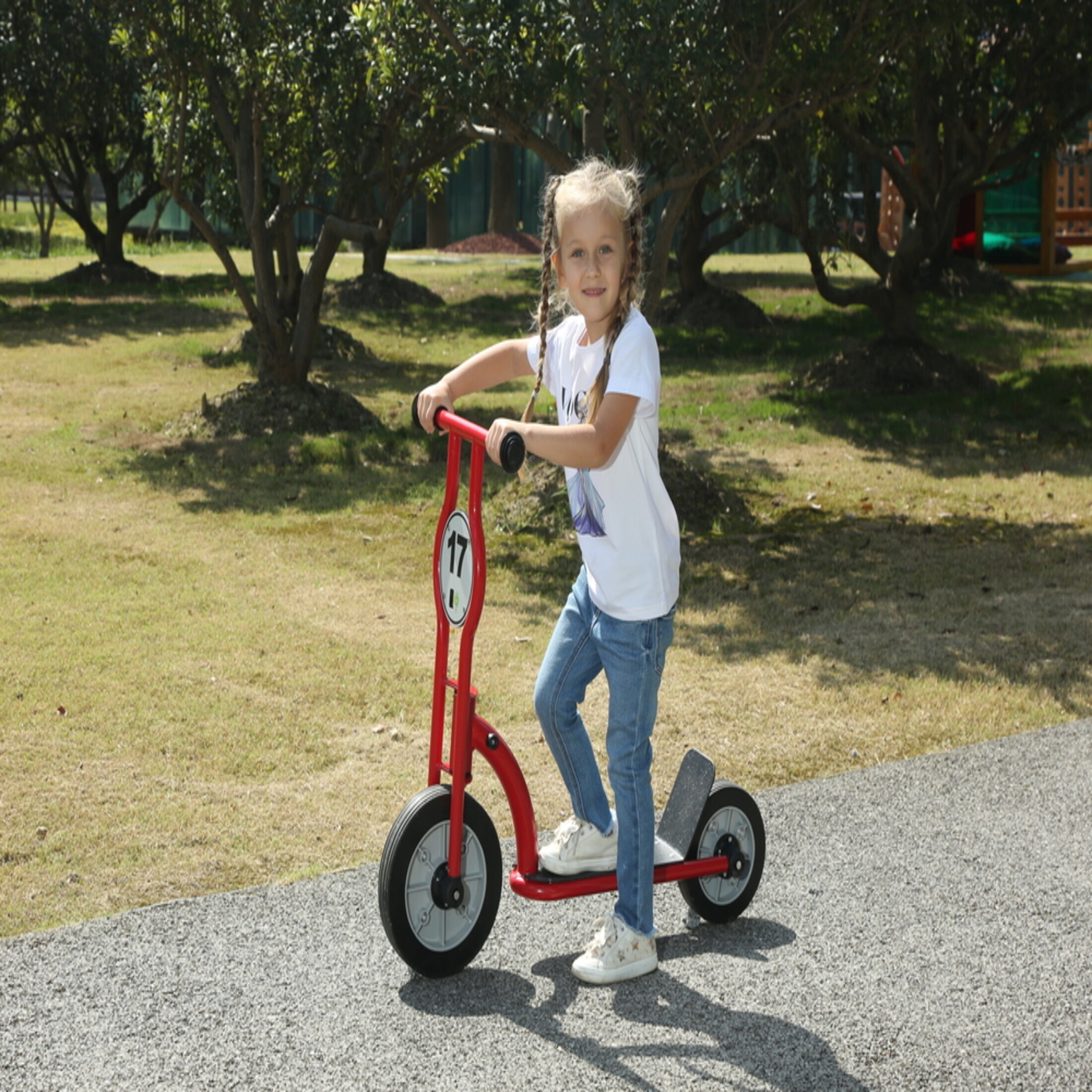 Roller klein - L 90 x B 47 x H 76 cm Roller klein - L 90 x B 47 x H 76 cm