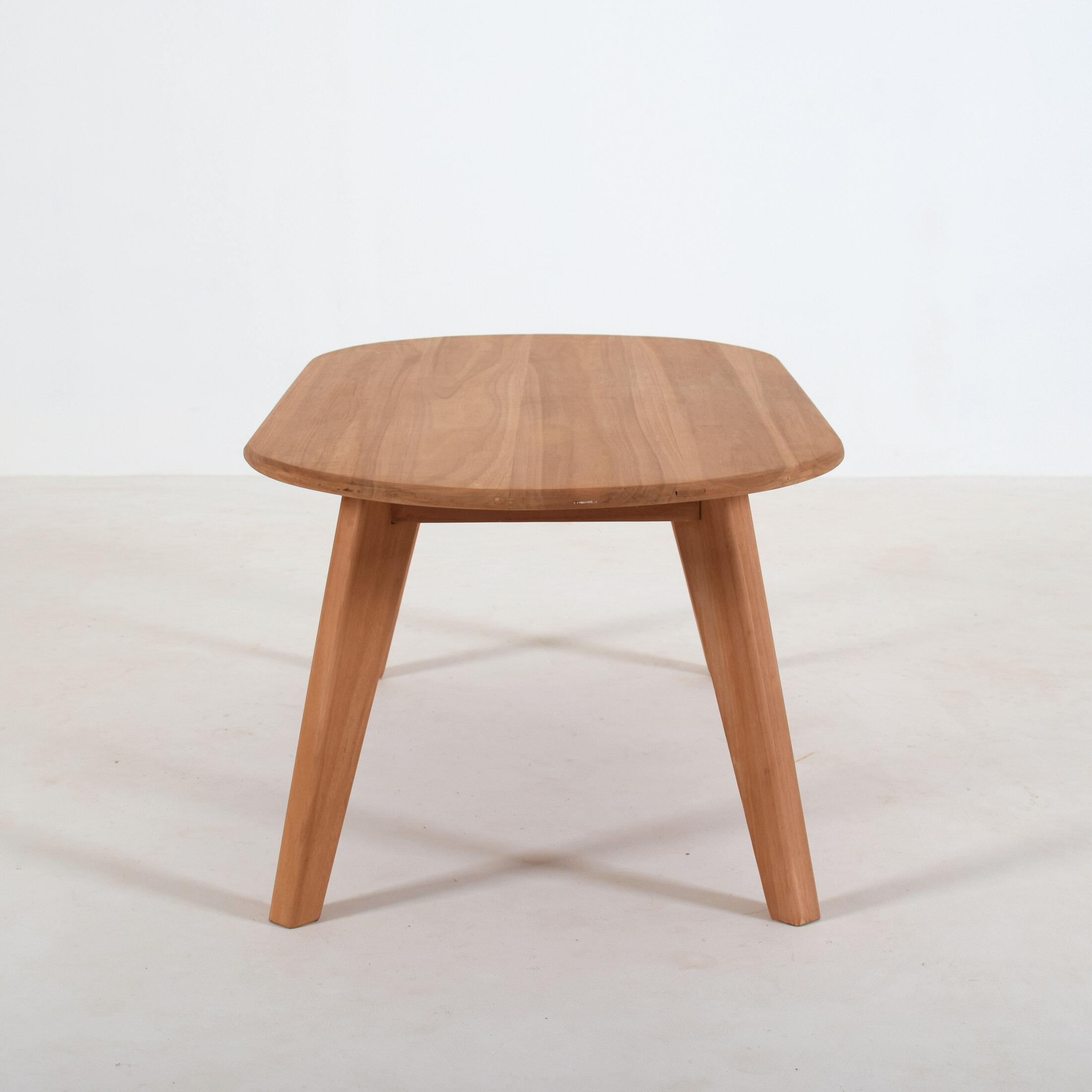 HENRY OVAL COFFEE TABLE HENRY OVAL COFFEE TABLE