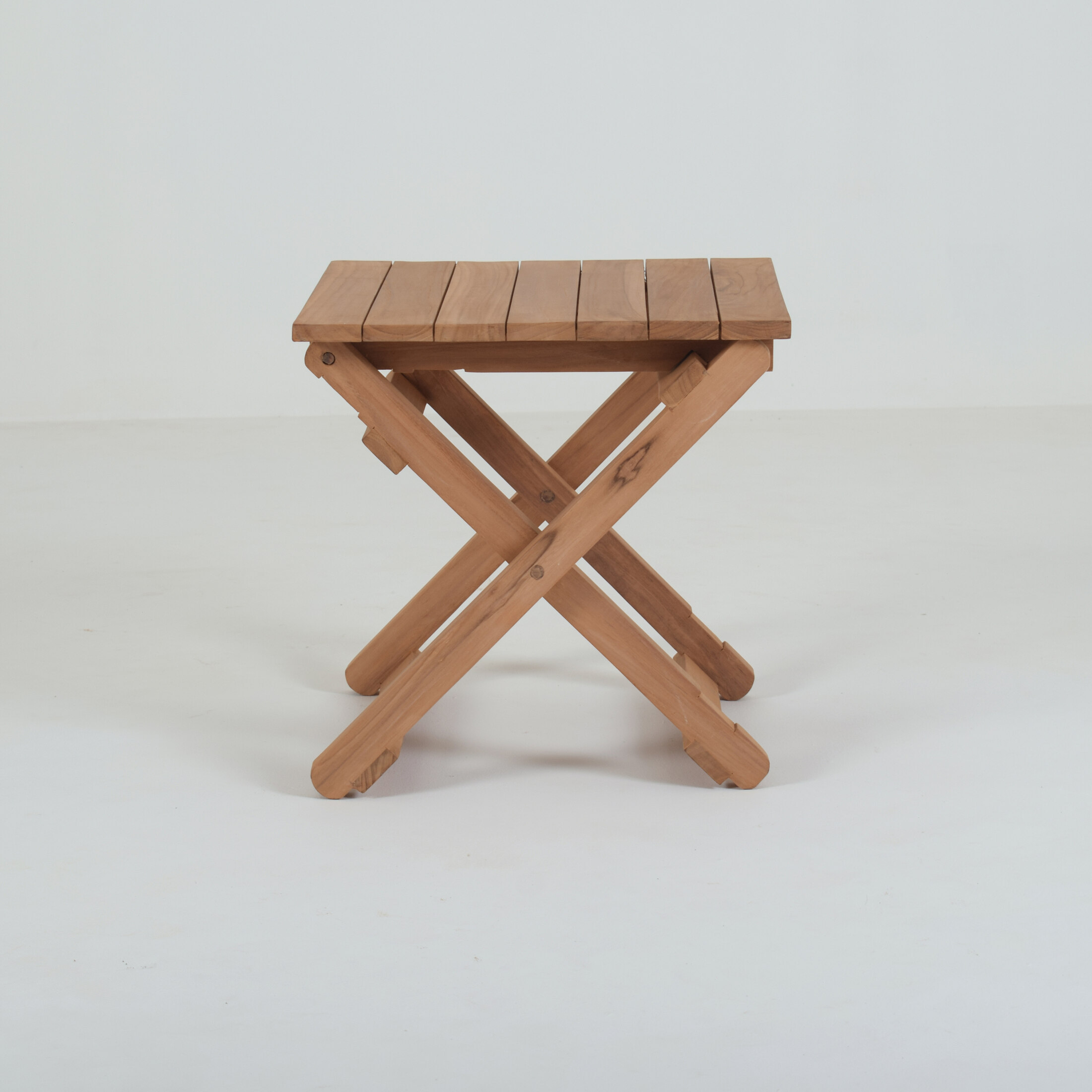 MEZA MINI FOLDING TABLE MEZA MINI FOLDING TABLE