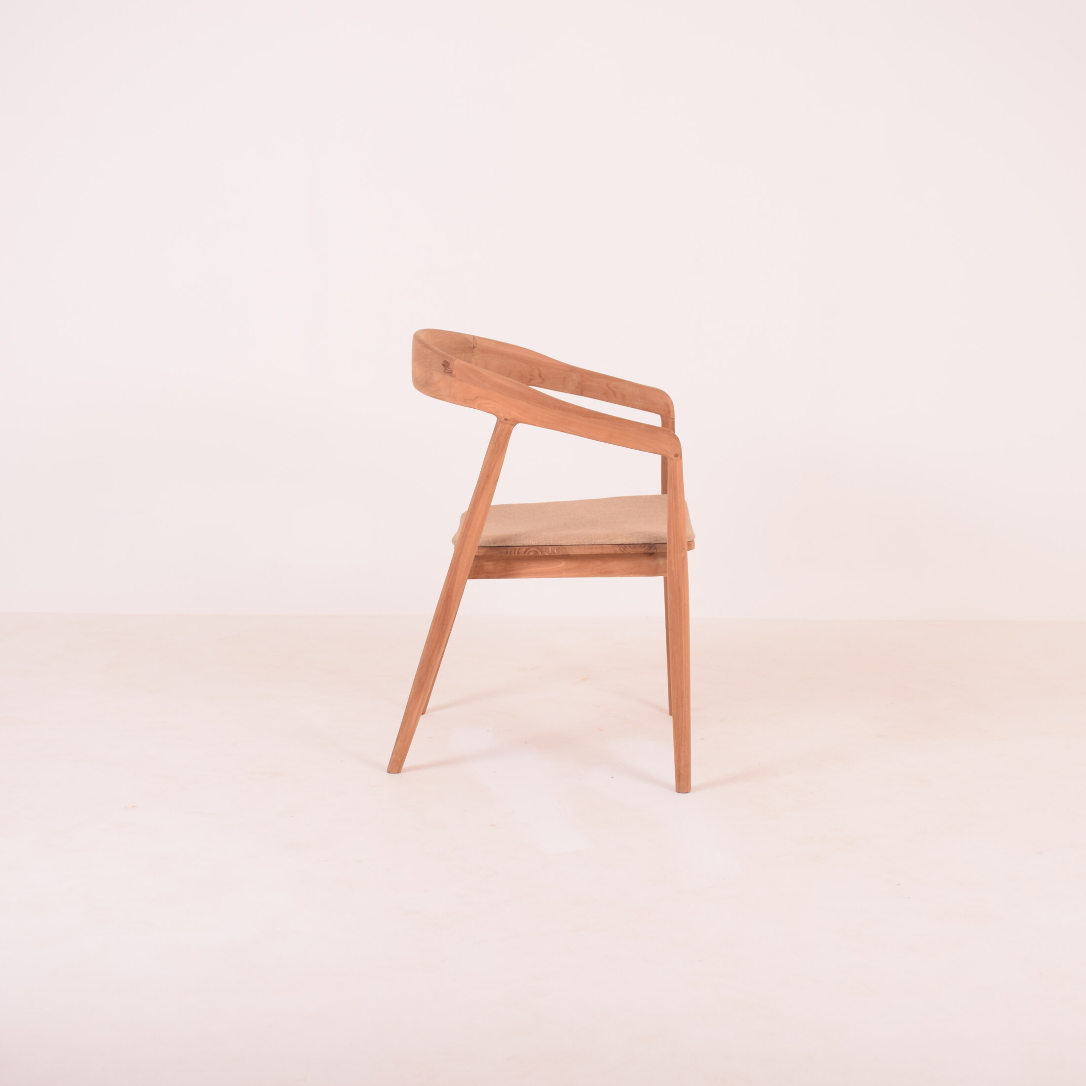 OZZIE DINING ARM CHAIR CUSHION OZZIE DINING ARM CHAIR CUSHION