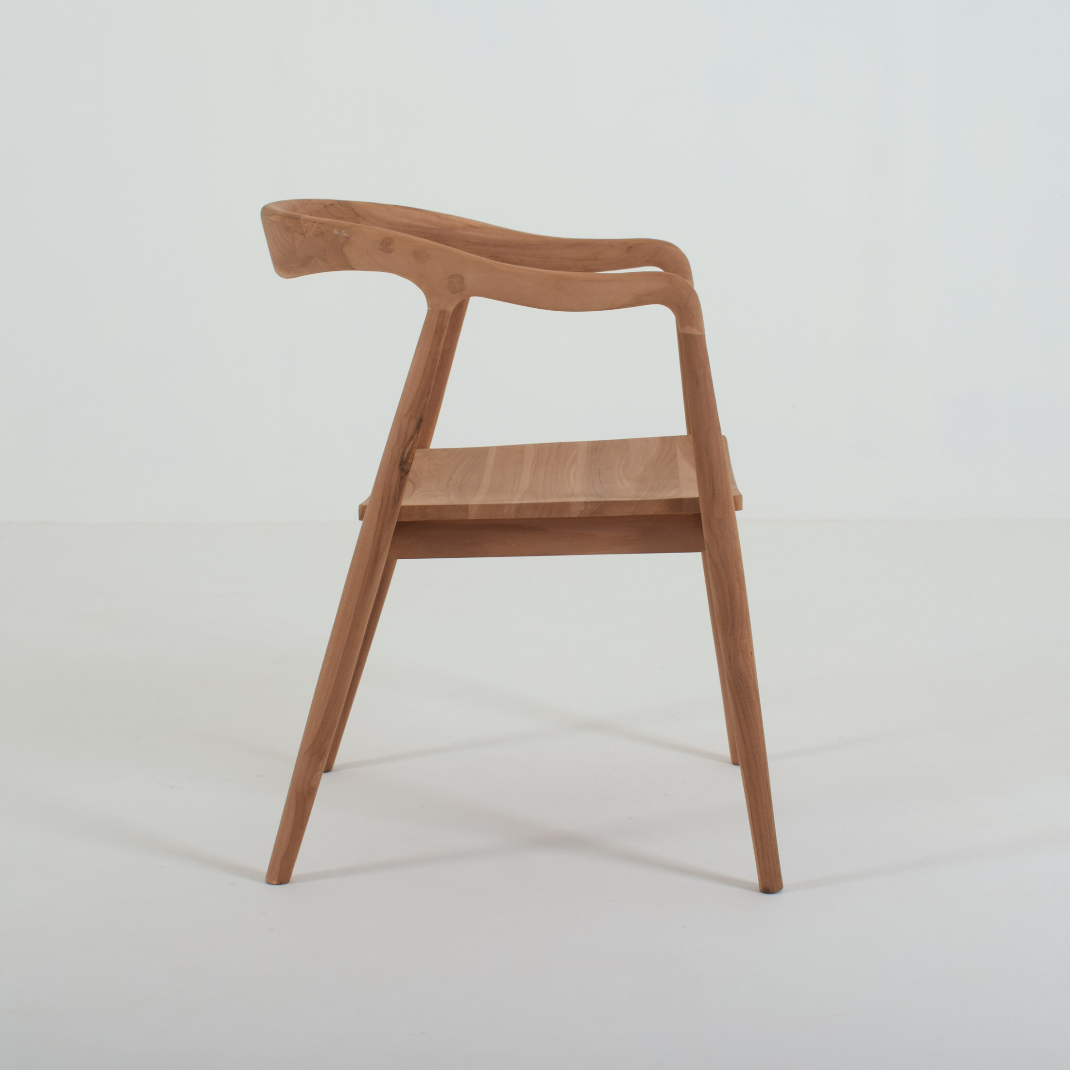 OZZIE DINING ARM CHAIR SOLID OZZIE DINING ARM CHAIR SOLID