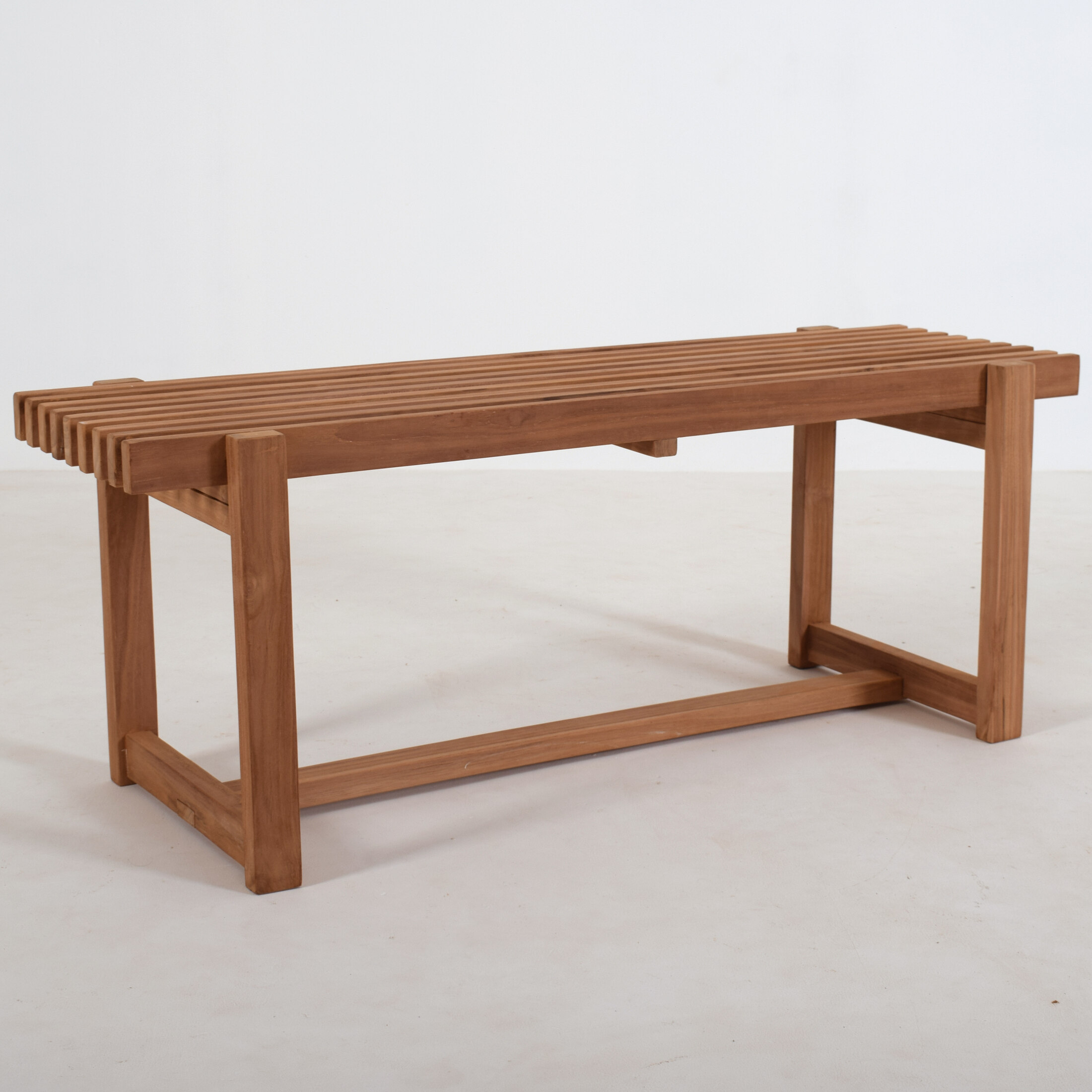 SAKHA BENCH 120 SAKHA BENCH 120