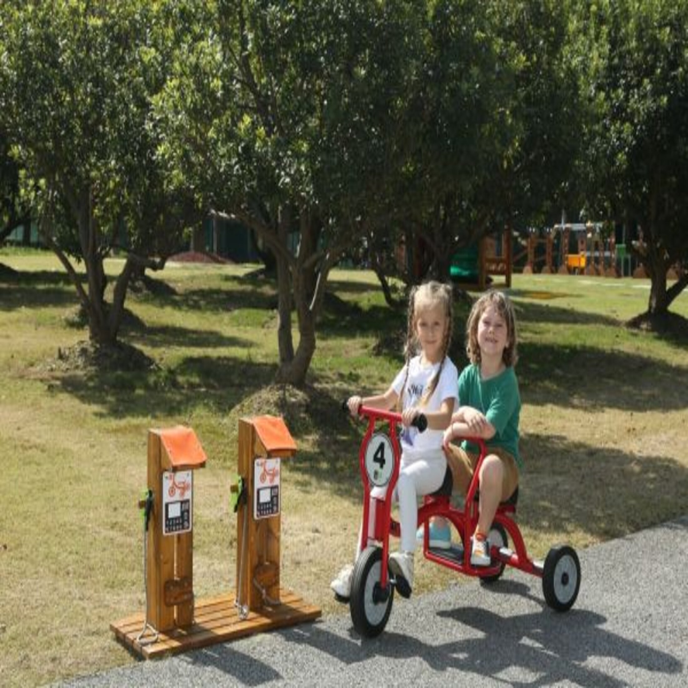 Outdoor E-Tankstelle Outdoor E-Tankstelle