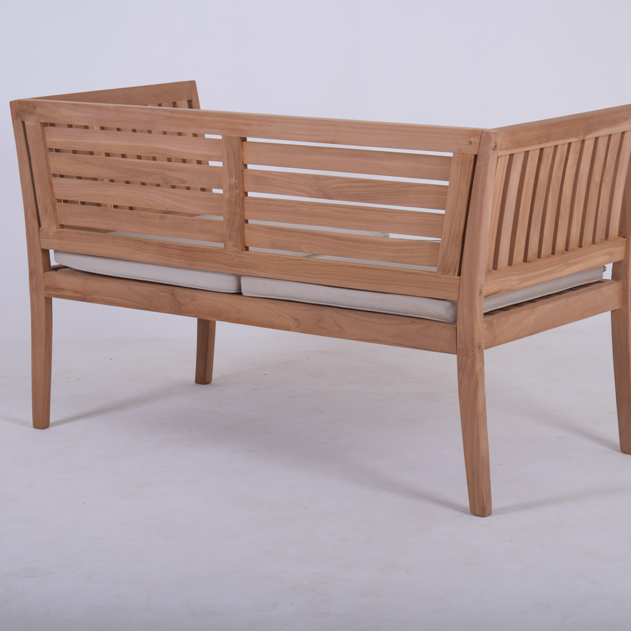 NEW JENNA DEEP SEATING 2 SEATER NEW JENNA DEEP SEATING 2 SEATER
