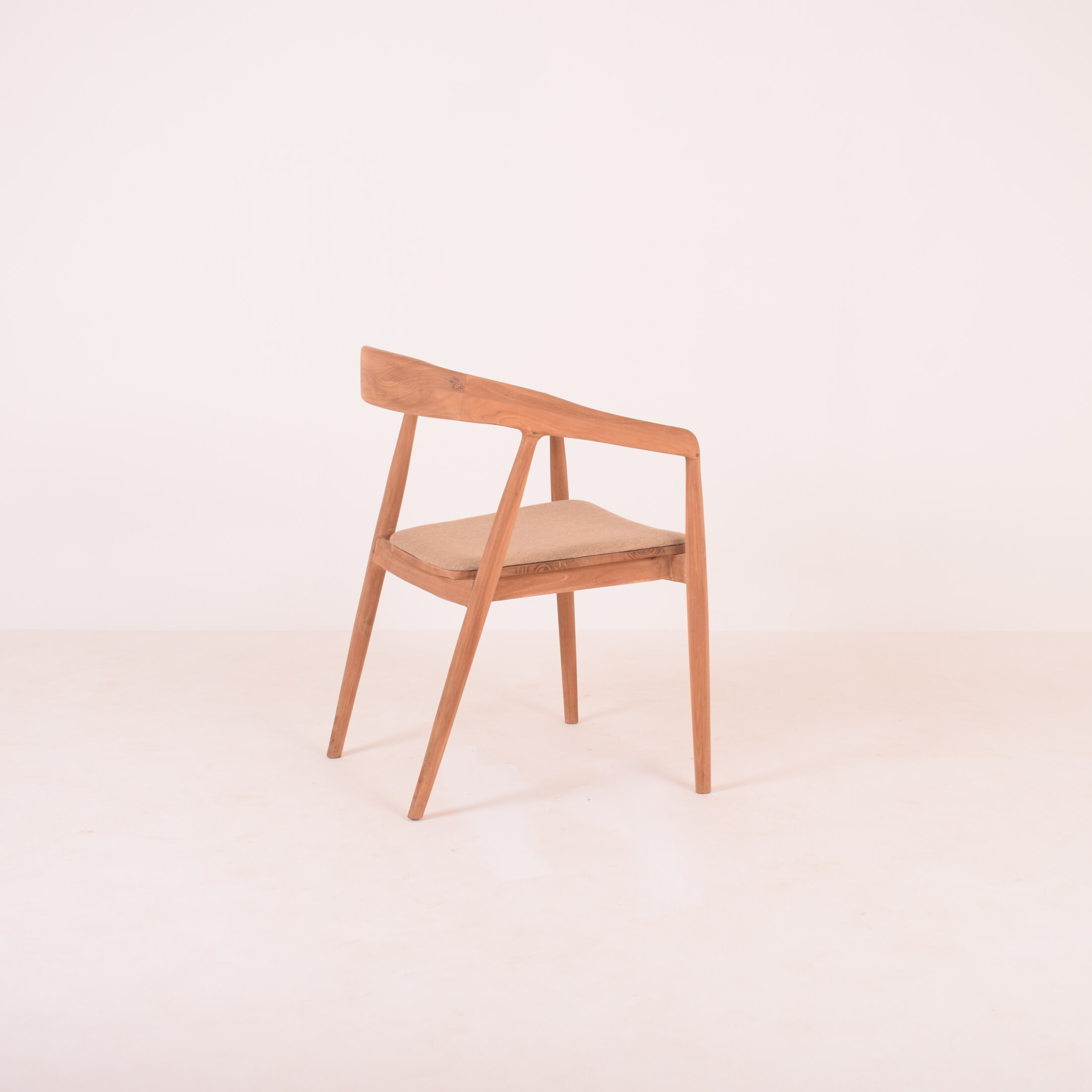 OZZIE DINING ARM CHAIR CUSHION OZZIE DINING ARM CHAIR CUSHION